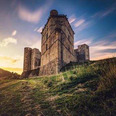 Château de Portes près du gîte Les Rigourdiers