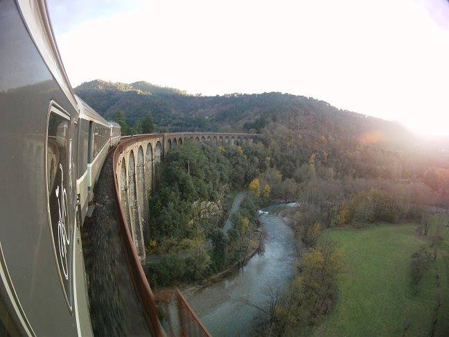 Vue du viaduc de Chamborigaud via le train Cévenole 