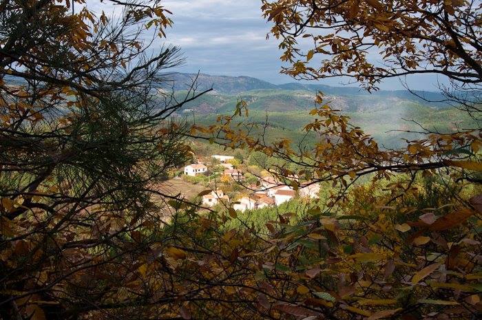 Vue sur le lieu-dit depuis la montagne